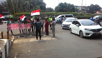 Mahasiswa Tuntut Dirut Pasar Jaya Lepas Jabatan