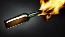 Rumah Anggota DPRD Riau Diserang Molotov
