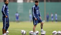 Tantang Brasil, Argentina Tanpa Messi dan Aguero