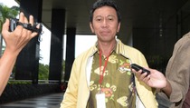 KPK Tahan Bupati Kebumen