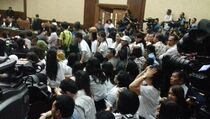Berkas Putusan Kasus Kopi Beracun Setebal 377 Halaman