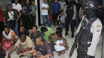 Mendagri: Kades Tersangka di Lumajang Diberhentikan Sementara