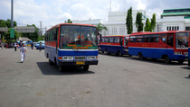 Kondisi Metromini di Terminal Tanjung Priok Mayoritas Tidak Layak