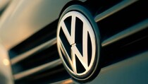 Investor Minta Ganti Rugi 8,2 M Euro dari VW