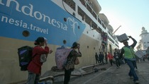 Mudik Lebih Awal, Ratusan Penumpang Kapal dari Kalimantan Tiba di Majene