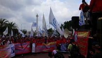Peringatan May Day, Kelompok Buruh Terlibat Bentrokan di Medan