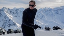 Daniel Craig Melanjutkan Peran Benoit Blanc Ketimbang James Bond