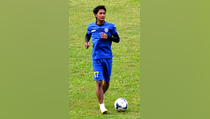 Aremania Selalu Picu Semangat Alfarizie