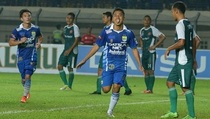 Susunan Pemain Arema vs Persib