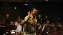 MK Dengar Permohonan Ahok