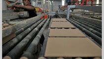 Industri Keramik Berpotensi Bangkit Tahun Depan