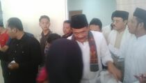 Wagub Djarot Bagikan Daging Kurban ke Warga Rusun Jatinegara Barat 