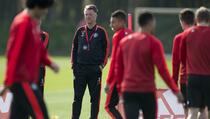  Louis van Gaal Harapkan Dukungan Suporter 