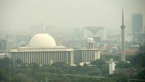 Kabut Asap Selimuti Jakarta