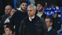 Mourinho dan Pique Bertemu di Lapangan Tenis