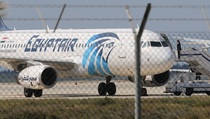 Tiga Skenario Hilangnya EgyptAir 804