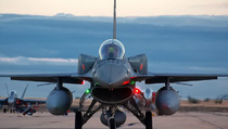 F-16 Atau Sukhoi-35? TNI AU Belum Memutuskan