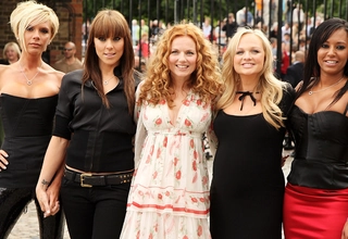 Spice Girls Akui Aneh Tur Reuni Tanpa Victoria Beckham