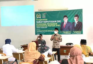 Hasanuddin Wahid Fasilitasi 23.000 Pelajar Malang Raya Dapat Program Indonesia Pintar