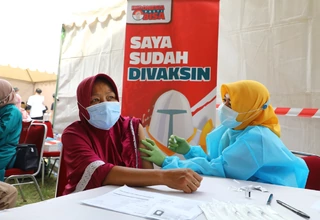 Indonesia Pasti Bisa dan Arif Rahman Buka Sentra Vaksinasi di Bekasi
