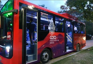 Indonesia Dapat Hibah 5 Bus Listrik dari Foxconn untuk G-20