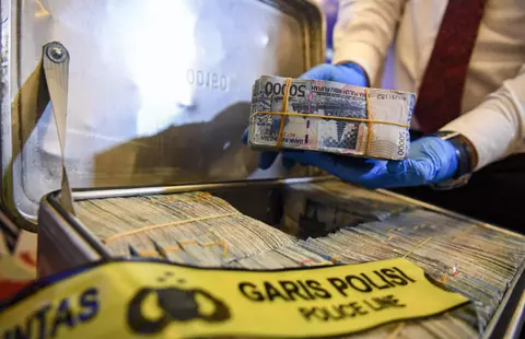 BI dan Polri Musnahkan Uang Rupiah Palsu