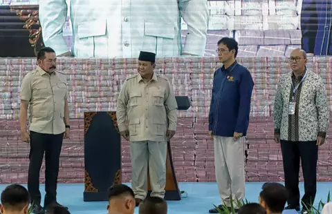 Satgas PKH Menyerahkan Hasil Penyelamatan Keuangan Negara