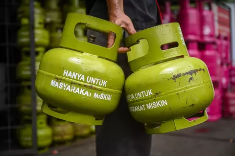 Respons Warga Usai Gas LPG 3 Kg Tak Dijual di Pengecer