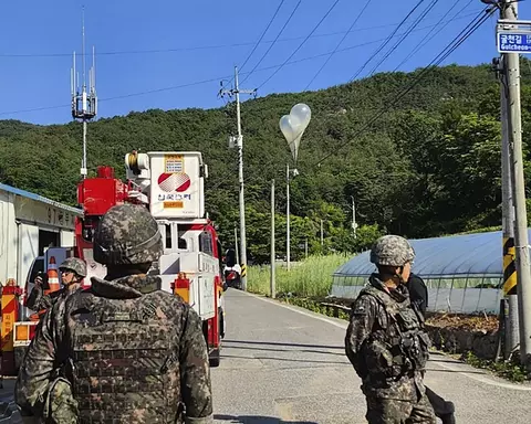 Heboh Korut Kirim 330 Balon Sampah ke Korsel, Dibalas Balon Isi USB Musik K-Pop