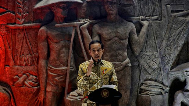 Presiden RI Joko Widodo dalam sambutannya saat meresmikan pusat perbelanjaan Sarinah di Jakarta, Kamis 14 Juli 2022.