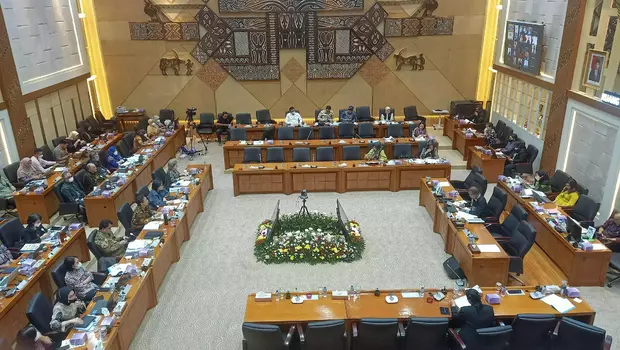 Menkes Budi Gunadi Sadikin dalam acara rapat kerja dengan Komisi IX DPR di Gedung DPR, Kompleks Parlemen, Senayan, Jakarta, Rabu, 8 Februari 2023. 