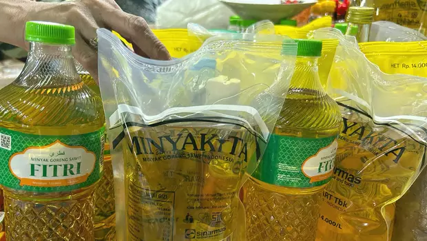 Minyak goreng minyakita.