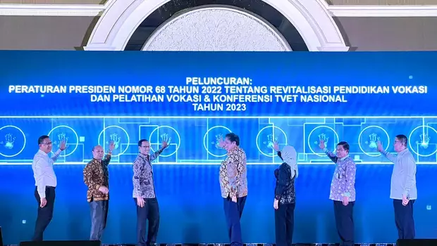 Acara Peluncuran Perpres Nomor 68 Tahun 2022 tentang Revitalisasi Pendidikan Vokasi dan Pelatihan Vokasi di Hotel Shangri-La, Jakarta, Selasa (21/2/2023).