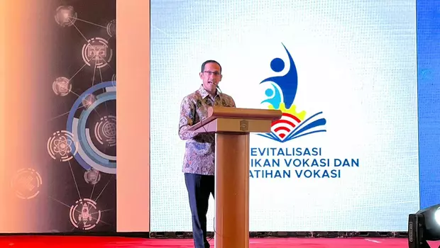 Menteri Pendidikan, Kebudyaaan, Riset, dan Teknologi (Mendikbudristek) Nadiem Makarim di acara Peluncuran Perpres Nomor 68 Tahun 2022 tentang Revitalisasi Pendidikan Vokasi dan Pelatihan Vokasi, di Hotel Shangri-La, Jakarta, Selasa (21/2/2023).