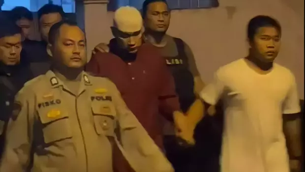 Pemilik panti asuhan yang melakukan kekerasan terhadap anak-anak yatim piatu viral diamankan polisi, Sabtu (25/2/2023).