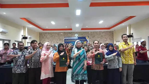 Kementerian Pertanian (Kementan) telah menutup Training of Trainer (ToT) Literasi Keuangan dan Proposal Bisnis bagi Calon Pelatih Keuangan di 4 kabupaten yang berada di wilayah Jawa Barat, Jumat, 24 Februari 2023.