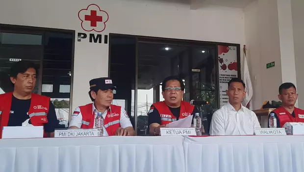 Konferensi Pers Penutupan Posko Pengungsian dan Pemulangan Pengungsi Korban Kebakaran Depo Pertamina Plumpang, di PMI Jakarta Utara, Sabtu, 11 Maret 2023.