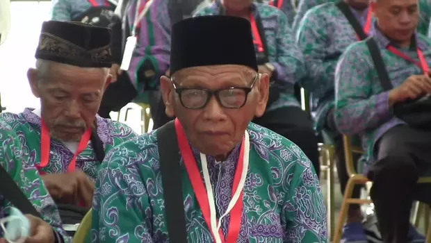 Sebanyak 299 jemaah haji kloter ketiga asal Kabupaten Kutai Kartanegara, mulai menjalani karantina di embarkasi Haji Balikpapan, Kalimantan Timur, Minggu, 28 Mei 2023.