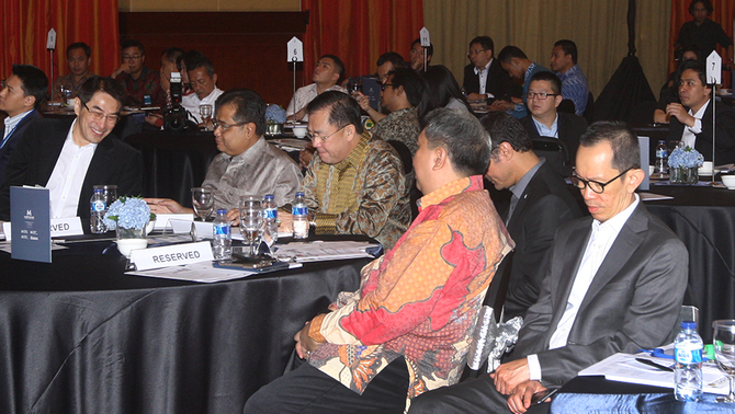 Suasana acara Indonesia WOW Brand 2015, Jakarta, Selasa (29/9). Dalam acara penghargaan yang diselenggarakan oleh MarkPlus, Inc. ini, Hypermart berhasil meraih penghargaan pemenang Indonesia WOW Brand 2015 untuk kategori Hypermarket. Investor Daily / Emral