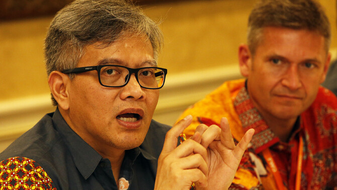 President Director FWD Life Rudi Kamdani memberi keterangan kepada wartawan disela peluncuran FWD 24/7 Digital Service di Jakarta, Senin (9/5/2016).