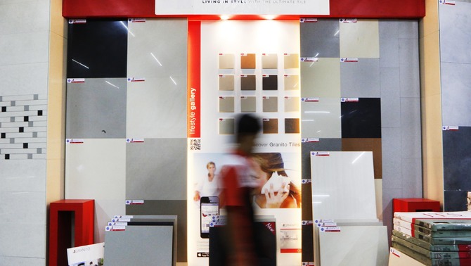 PT Granitoguna Building Ceramics pemiliki merek produk homogenous tile dari Granito (TM) 