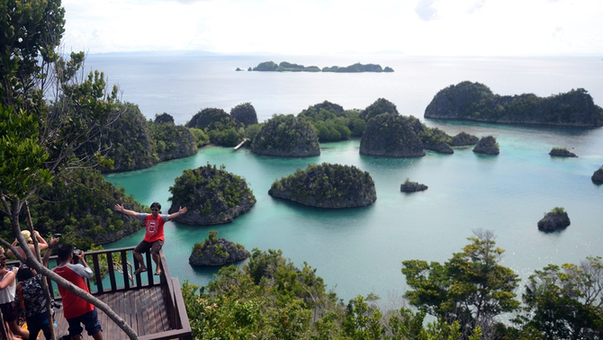 Kawasan wisata di Kabupaten Raja Ampat, Papua Barat.