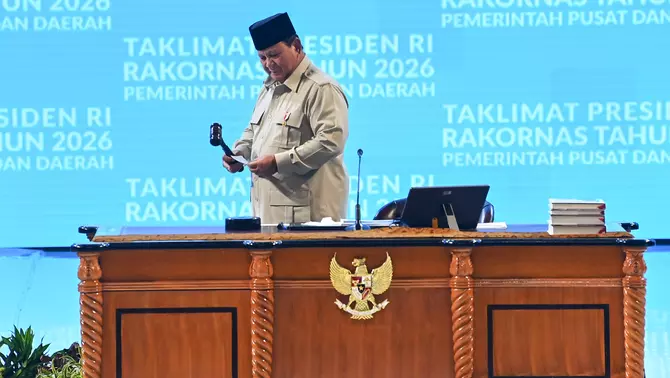 Presiden Prabowo Subianto bersiap membuka Rakornas Pemerintah Pusat dan Pemerintah Daerah 2026 di Sentul International Convention Center (SICC), Kabupaten Bogor, Jawa Barat, Senin 2 Februari 2026.