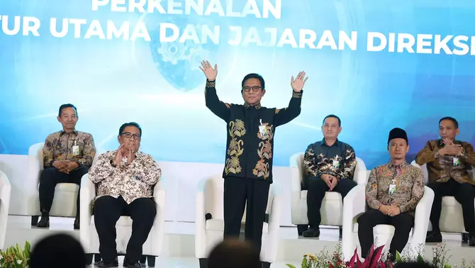 Direktur Utama BPJS Ketenagakerjaan Saiful Hidayat, saat perkenalan jajaran Direksi dan Dewan Pengawas BPJS Ketenagakerjaan periode 2026-2031 di Plaza BPJS Ketenagakerjaan di Jakarta, Jumat (20/2/2026).
