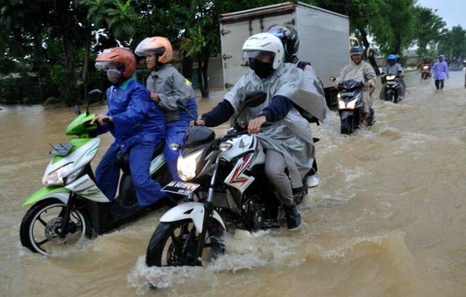 Ratusan Korban Banjir Purworejo Mulai Terserang Penyakit