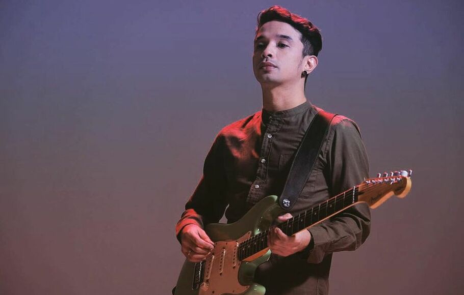 Punya Penyakit Maag, Ini Cara Gitaris Band Ungu Jalani Puasa