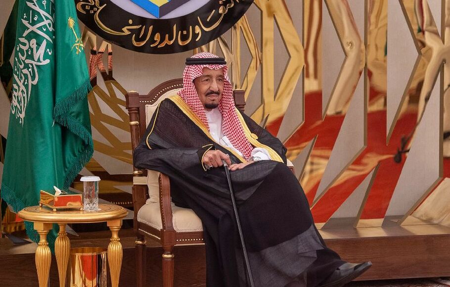 Raja Saudi Salman bin Abdulaziz menghadiri pertemuan Dewan Kerja Sama Teluk (GCC) yang diadakan di Istana Kerajaan al-Safa, kota suci Mekah, Saudi Arabia. Mekah, Jumat  (31/5/2019).
