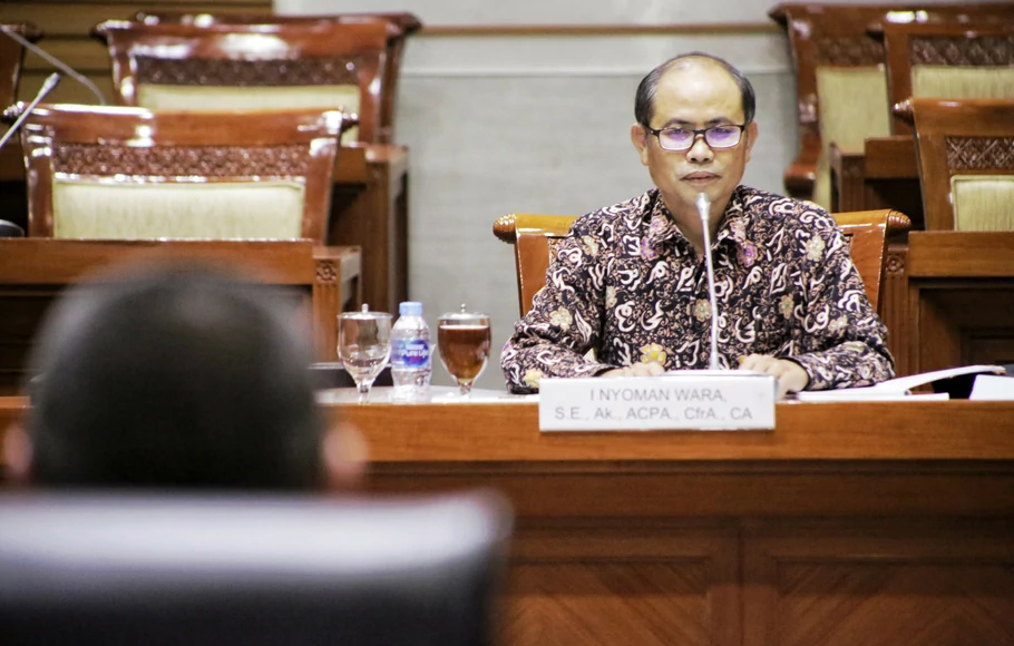 Calon Pimpinan KPK   I Nyoman Wara saat uji kelayakan dan kepatutan calon pimpinan KPK di Kompleks Parlemen, Senayan, Rabu (11/9/2019).