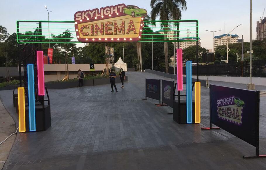 Senayan Park Hadirkan Cinema Drive In Pertama Di Jakarta