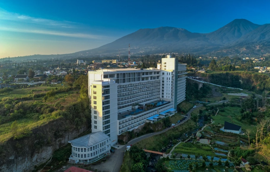 Le Eminence Hotel, Puncak, Bogor.